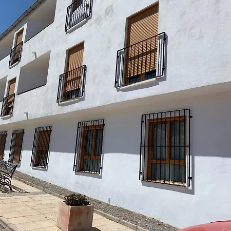 Apartman Ideal - *